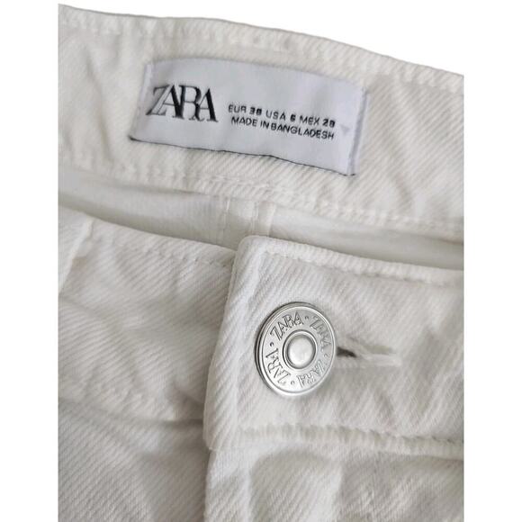 ZARA ~Woman Size 6~ White Straight Leg Hight Rise Jeans Cotton Blend. - Picture 4 of 14